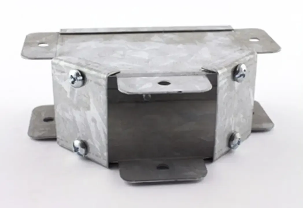 E304 - 75x75mm Galv Tee InOut Lid E304