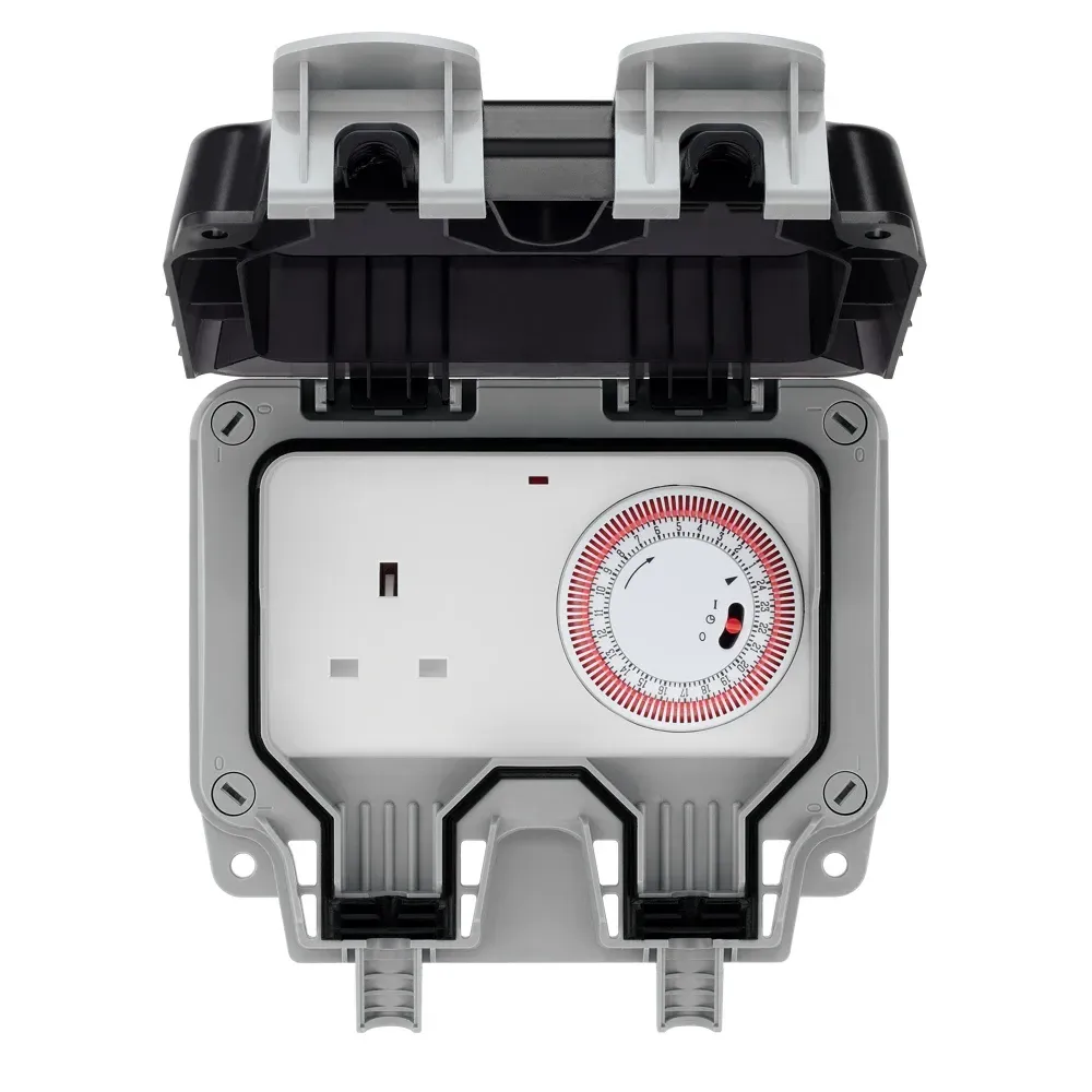 IP66 rated, waterproof socket, time controlled, 13A.