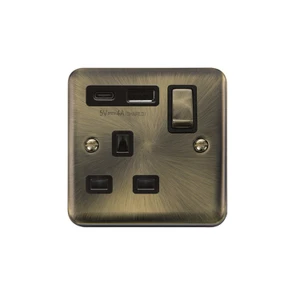 Click DecoPlus 1-Gang Switched Socket 13A USB-A USB-C Antique Brass