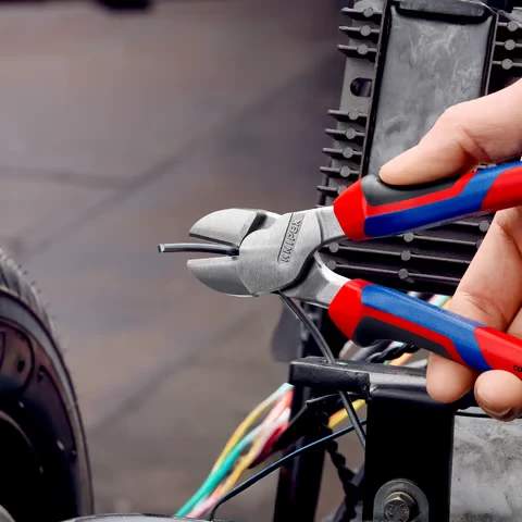Knipex in action